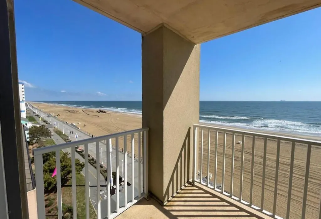 Playing Hooky At Dolphin Run-Oceanfront Condo-Pool-1